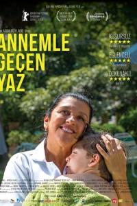 Annemle Geçen Yaz (2015) poster