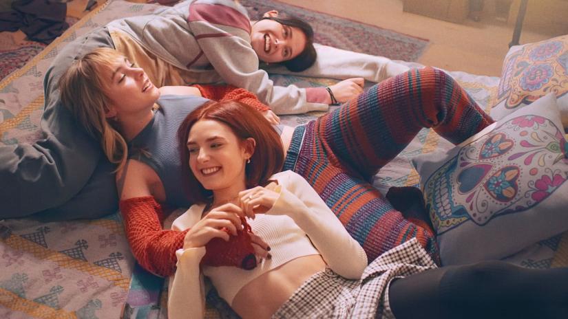 Susmayanlar Arkaplan