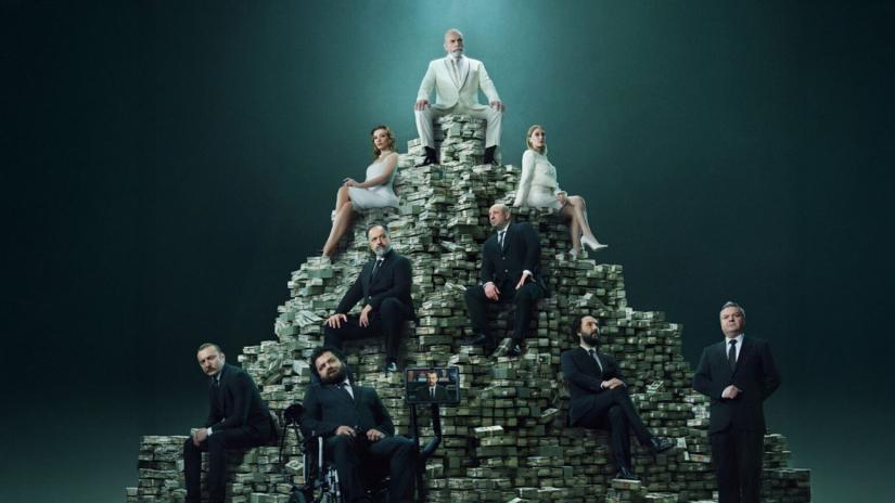 Sekizinci Aile Arkaplan