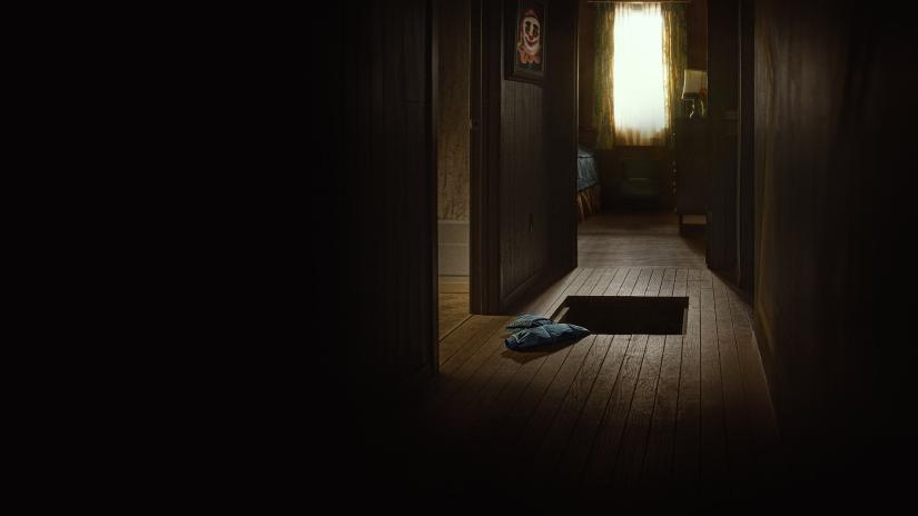 Devil in Disguise: John Wayne Gacy Arkaplan